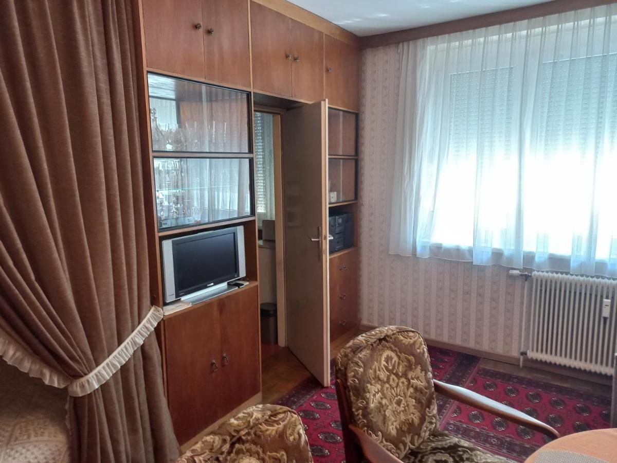 Ferienwohnung ,,Wohnen Wie Zu Grossmutter'S Zeiten'' Vienne Extérieur photo